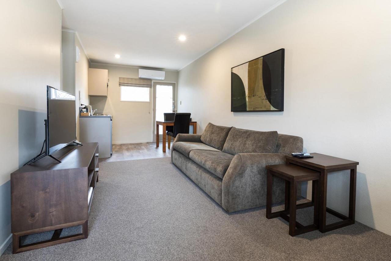 Colonial Court Motor Inn Tauranga Exteriér fotografie